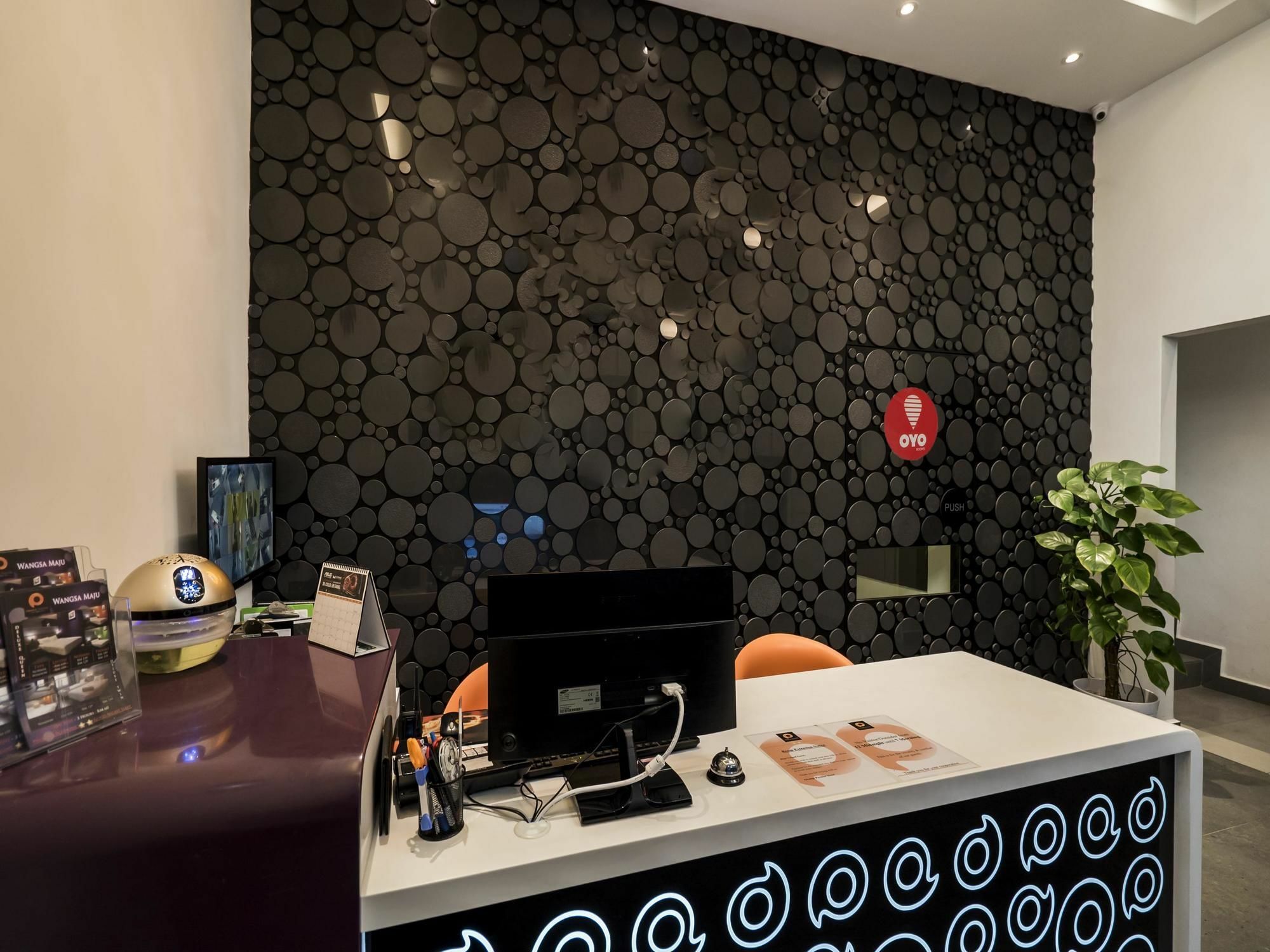 Oyo 279 Orange Premier Hotel Куала-Лумпур Экстерьер фото