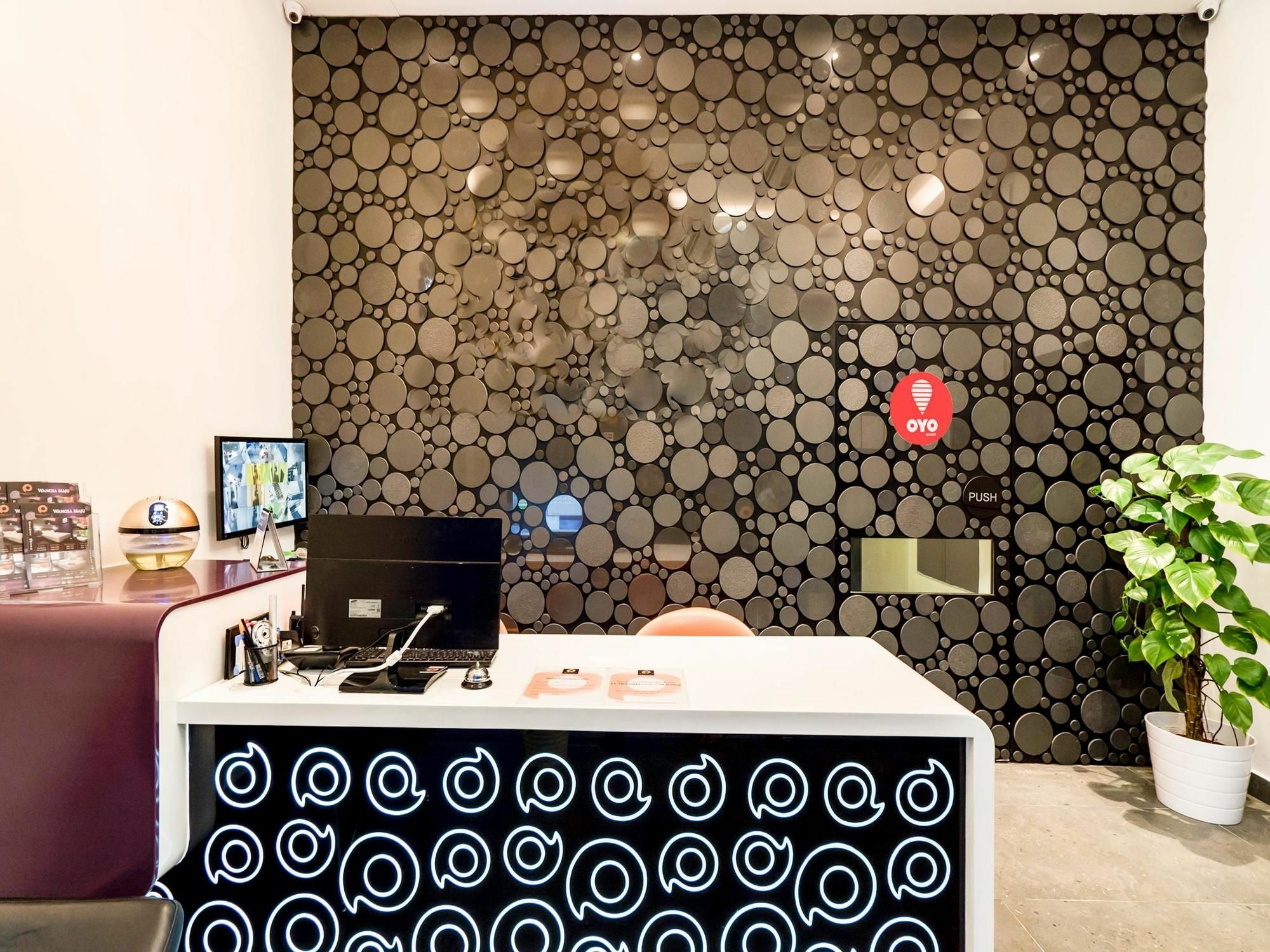 Oyo 279 Orange Premier Hotel Куала-Лумпур Экстерьер фото